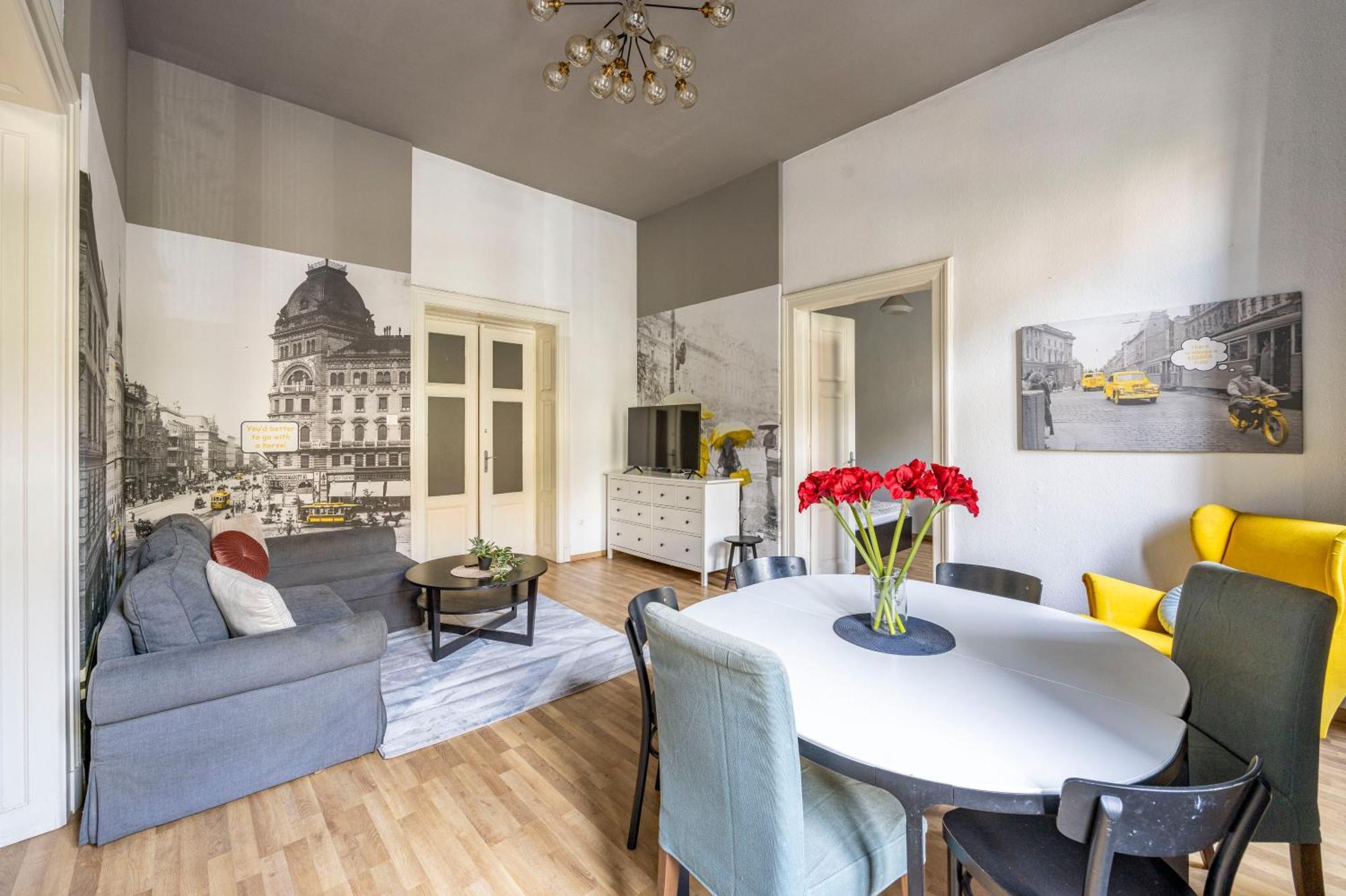 Cozy & Nostalgic Budapest Style Apartment In The Center Eksteriør billede